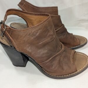 Fiorentini + Baker Ruched Leather Block Heel Open-Toe Sandals Size 8.5 US/39 EU